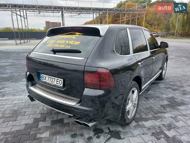 Черный Порше Каен, объемом двигателя 4.5 л и пробегом 185 тыс. км за 10500 $, фото 7 на Automoto.ua