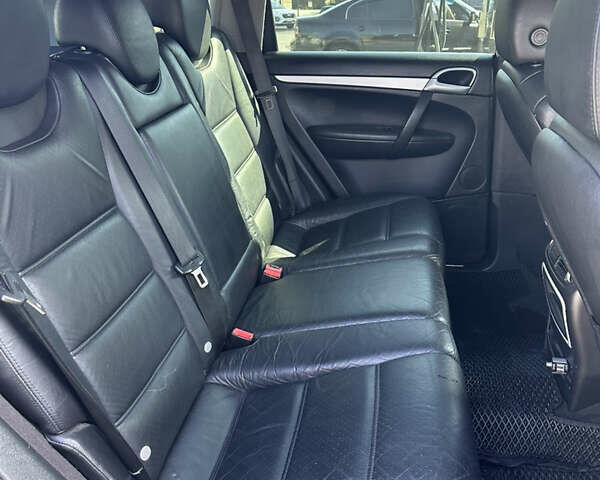 Чорний Порше Cayenne, об'ємом двигуна 4.5 л та пробігом 270 тис. км за 7500 $, фото 8 на Automoto.ua