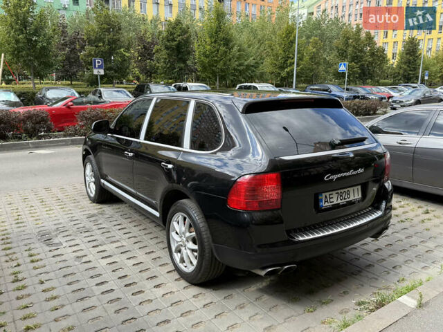Чорний Порше Cayenne, об'ємом двигуна 4.5 л та пробігом 234 тис. км за 15900 $, фото 3 на Automoto.ua