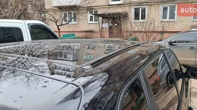 Черный Порше Каен, объемом двигателя 4.51 л и пробегом 345 тыс. км за 25000 $, фото 2 на Automoto.ua