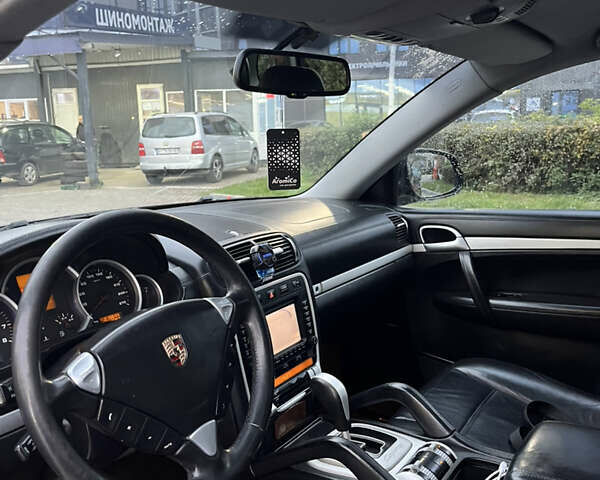 Чорний Порше Cayenne, об'ємом двигуна 4.51 л та пробігом 290 тис. км за 6900 $, фото 13 на Automoto.ua