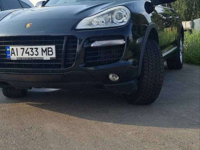 Черный Порше Каен, объемом двигателя 4.8 л и пробегом 132 тыс. км за 10800 $, фото 1 на Automoto.ua
