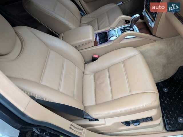 Черный Порше Каен, объемом двигателя 4.8 л и пробегом 120 тыс. км за 10950 $, фото 44 на Automoto.ua