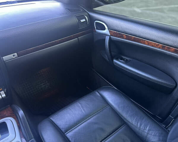 Черный Порше Каен, объемом двигателя 4.8 л и пробегом 190 тыс. км за 8000 $, фото 9 на Automoto.ua