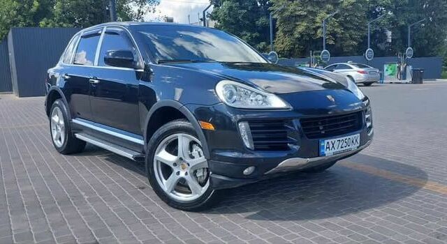 Черный Порше Каен, объемом двигателя 4.8 л и пробегом 148 тыс. км за 8000 $, фото 5 на Automoto.ua