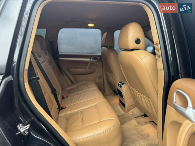 Черный Порше Каен, объемом двигателя 4.81 л и пробегом 195 тыс. км за 6900 $, фото 23 на Automoto.ua