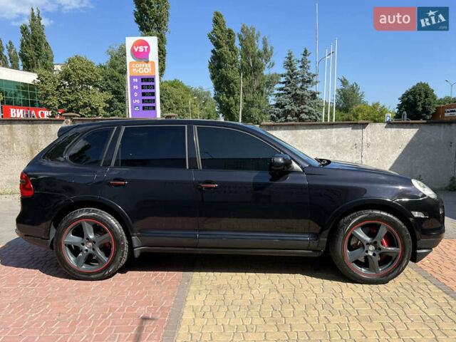 Черный Порше Каен, объемом двигателя 4.81 л и пробегом 220 тыс. км за 8800 $, фото 13 на Automoto.ua