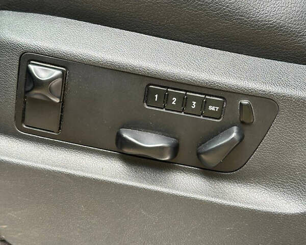 Чорний Порше Cayenne, об'ємом двигуна 3.6 л та пробігом 321 тис. км за 9500 $, фото 21 на Automoto.ua