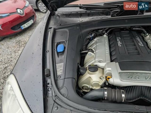 Черный Порше Каен, объемом двигателя 4.8 л и пробегом 120 тыс. км за 10950 $, фото 53 на Automoto.ua