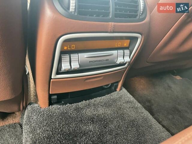 Чорний Порше Cayenne, об'ємом двигуна 4.51 л та пробігом 146 тис. км за 12500 $, фото 12 на Automoto.ua