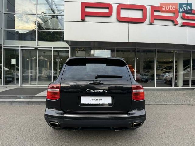 Чорний Порше Cayenne, об'ємом двигуна 4.81 л та пробігом 353 тис. км за 9400 $, фото 6 на Automoto.ua