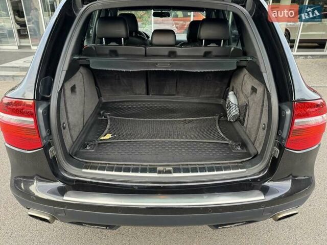 Чорний Порше Cayenne, об'ємом двигуна 4.81 л та пробігом 353 тис. км за 9400 $, фото 10 на Automoto.ua