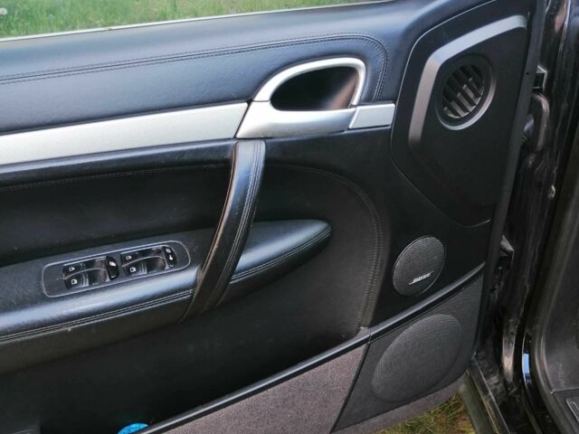 Черный Порше Каен, объемом двигателя 4.8 л и пробегом 164 тыс. км за 6650 $, фото 5 на Automoto.ua