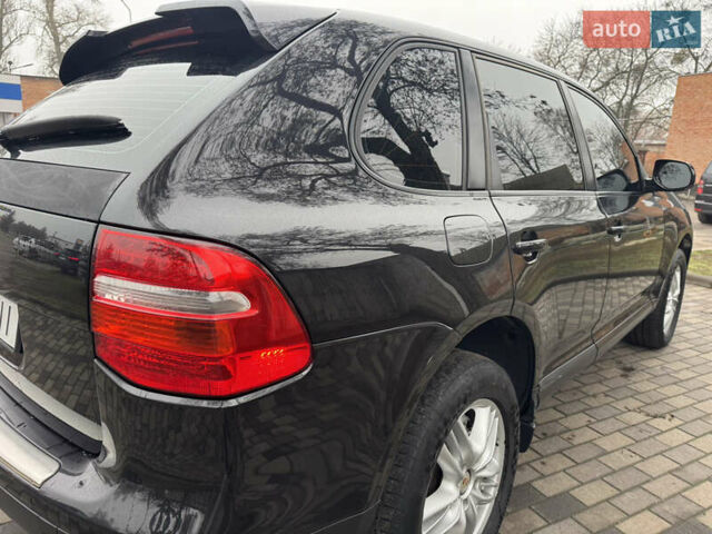 Черный Порше Каен, объемом двигателя 4.81 л и пробегом 195 тыс. км за 6900 $, фото 12 на Automoto.ua