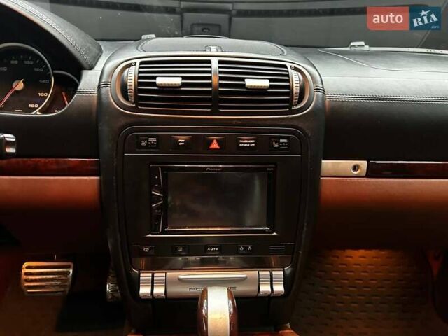 Чорний Порше Cayenne, об'ємом двигуна 4.81 л та пробігом 180 тис. км за 11800 $, фото 14 на Automoto.ua
