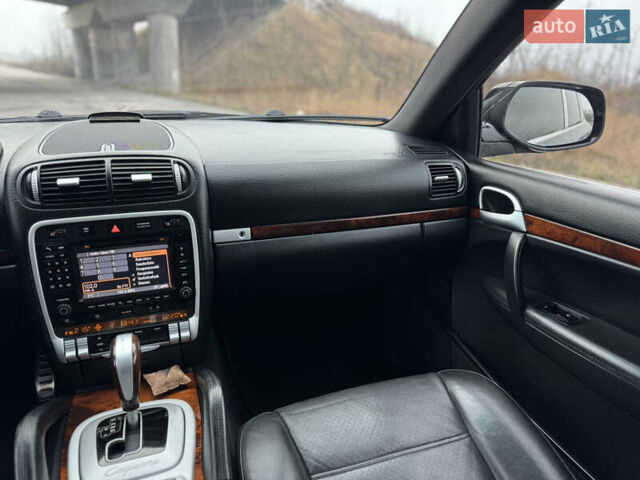 Черный Порше Каен, объемом двигателя 3 л и пробегом 261 тыс. км за 13800 $, фото 23 на Automoto.ua