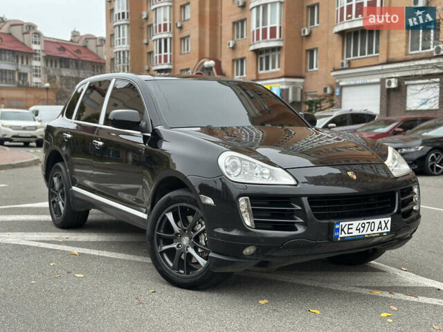 Чорний Порше Cayenne, об'ємом двигуна 2.97 л та пробігом 259 тис. км за 12900 $, фото 1 на Automoto.ua