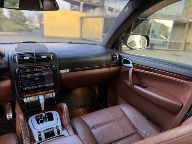 Черный Порше Каен, объемом двигателя 4.8 л и пробегом 193 тыс. км за 8950 $, фото 22 на Automoto.ua