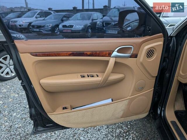 Черный Порше Каен, объемом двигателя 4.8 л и пробегом 120 тыс. км за 10950 $, фото 23 на Automoto.ua