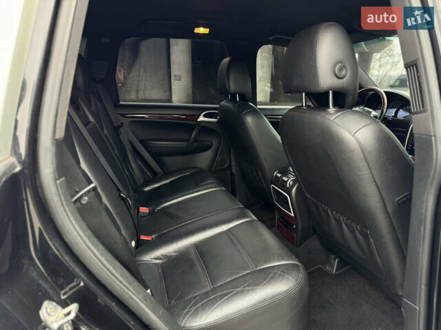 Черный Порше Каен, объемом двигателя 3 л и пробегом 261 тыс. км за 13800 $, фото 39 на Automoto.ua