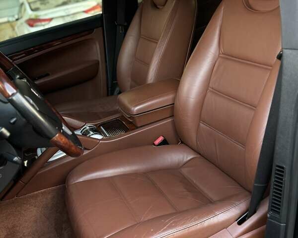 Черный Порше Каен, объемом двигателя 4.8 л и пробегом 247 тыс. км за 8950 $, фото 33 на Automoto.ua