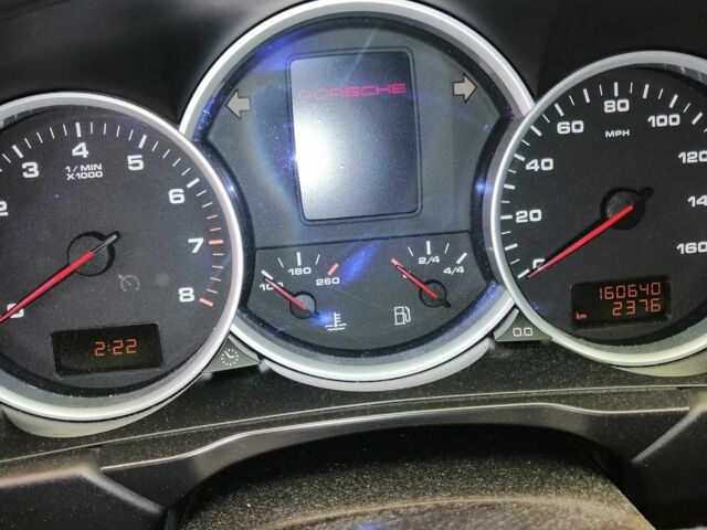 Черный Порше Каен, объемом двигателя 4.8 л и пробегом 164 тыс. км за 6650 $, фото 2 на Automoto.ua