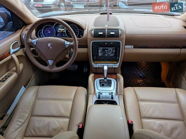 Черный Порше Каен, объемом двигателя 4.8 л и пробегом 120 тыс. км за 10950 $, фото 41 на Automoto.ua