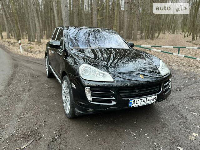 Чорний Порше Cayenne, об'ємом двигуна 4.81 л та пробігом 193 тис. км за 12900 $, фото 2 на Automoto.ua