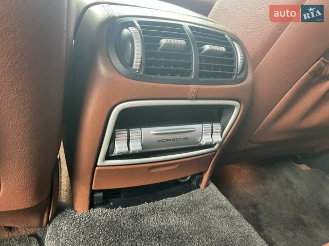 Чорний Порше Cayenne, об'ємом двигуна 4.51 л та пробігом 146 тис. км за 11700 $, фото 17 на Automoto.ua