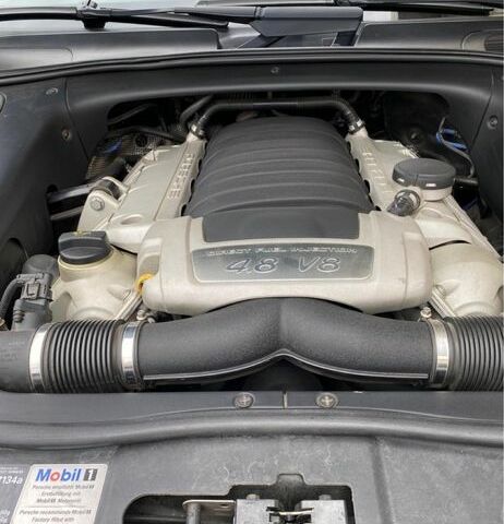 Чорний Порше Cayenne, об'ємом двигуна 4.7 л та пробігом 103 тис. км за 12000 $, фото 8 на Automoto.ua