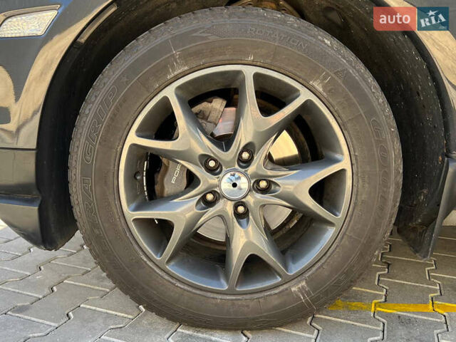Черный Порше Каен, объемом двигателя 3.6 л и пробегом 277 тыс. км за 9500 $, фото 5 на Automoto.ua