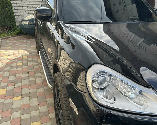 Чорний Порше Cayenne, об'ємом двигуна 4.8 л та пробігом 240 тис. км за 10900 $, фото 3 на Automoto.ua