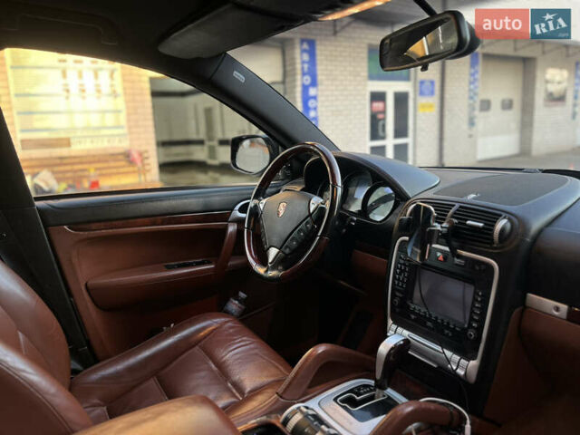 Черный Порше Каен, объемом двигателя 3.6 л и пробегом 232 тыс. км за 12500 $, фото 29 на Automoto.ua