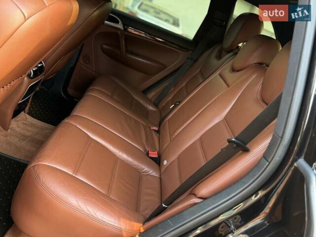 Черный Порше Каен, объемом двигателя 4.8 л и пробегом 247 тыс. км за 8950 $, фото 41 на Automoto.ua