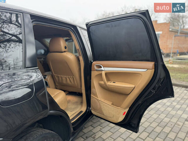 Черный Порше Каен, объемом двигателя 4.81 л и пробегом 195 тыс. км за 6900 $, фото 22 на Automoto.ua