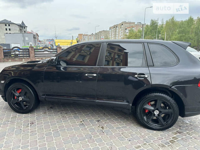 Чорний Порше Cayenne, об'ємом двигуна 4.81 л та пробігом 220 тис. км за 13777 $, фото 2 на Automoto.ua