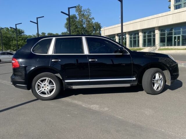 Чорний Порше Cayenne, об'ємом двигуна 3.6 л та пробігом 222 тис. км за 11850 $, фото 1 на Automoto.ua