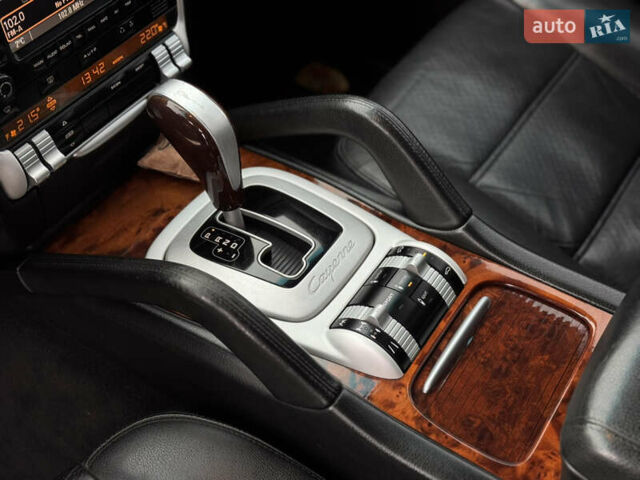 Черный Порше Каен, объемом двигателя 3 л и пробегом 261 тыс. км за 13800 $, фото 28 на Automoto.ua