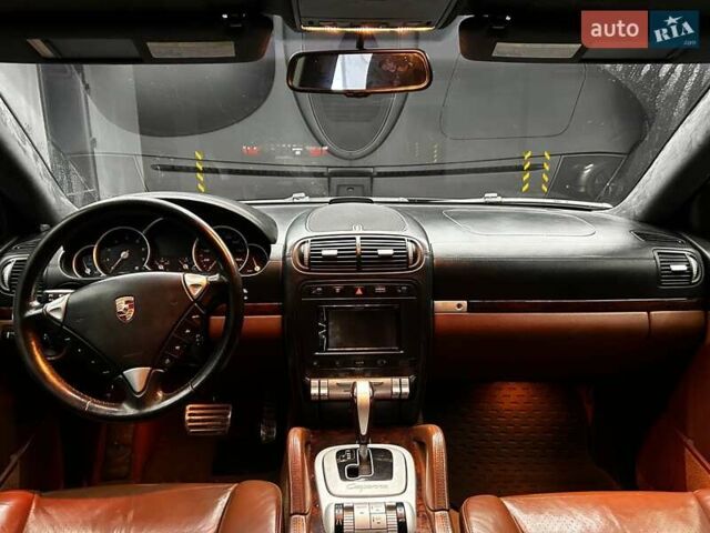 Чорний Порше Cayenne, об'ємом двигуна 4.81 л та пробігом 180 тис. км за 11800 $, фото 17 на Automoto.ua