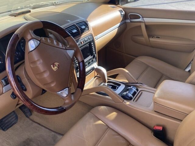 Чорний Порше Cayenne, об'ємом двигуна 3.6 л та пробігом 222 тис. км за 11850 $, фото 7 на Automoto.ua