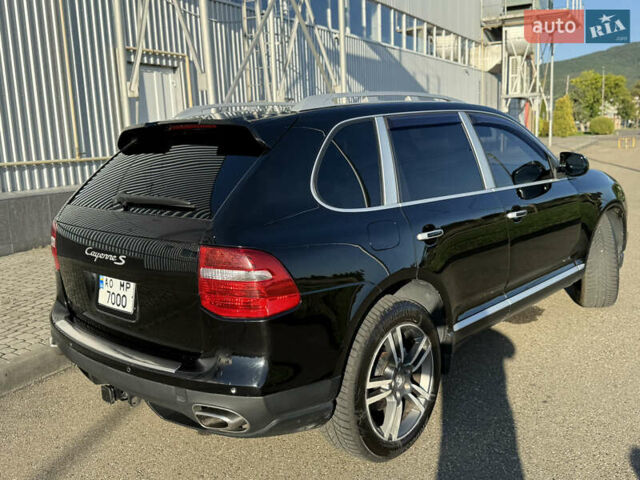 Чорний Порше Cayenne, об'ємом двигуна 4.81 л та пробігом 125 тис. км за 12850 $, фото 6 на Automoto.ua