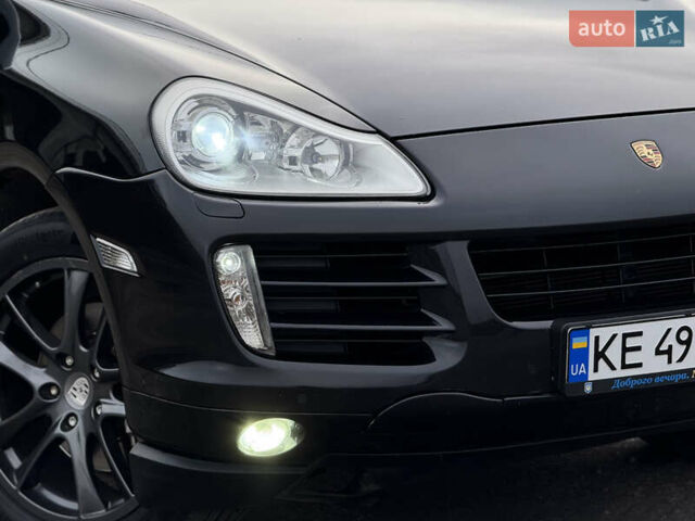 Черный Порше Каен, объемом двигателя 3 л и пробегом 261 тыс. км за 13800 $, фото 6 на Automoto.ua