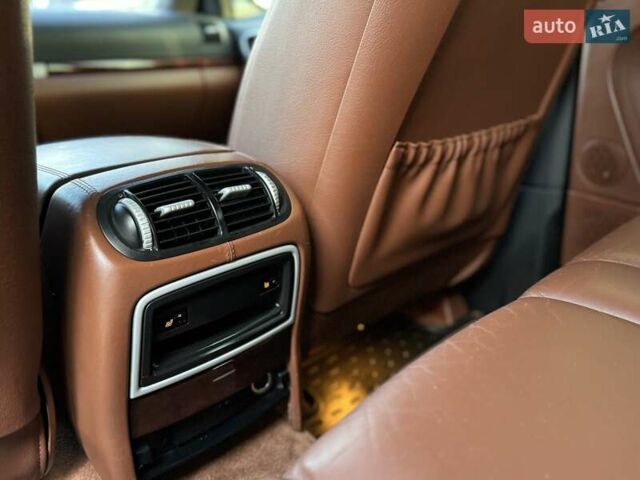 Черный Порше Каен, объемом двигателя 4.8 л и пробегом 247 тыс. км за 8950 $, фото 42 на Automoto.ua