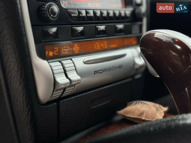 Черный Порше Каен, объемом двигателя 3 л и пробегом 261 тыс. км за 13800 $, фото 30 на Automoto.ua