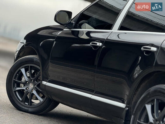 Черный Порше Каен, объемом двигателя 3 л и пробегом 261 тыс. км за 13800 $, фото 12 на Automoto.ua