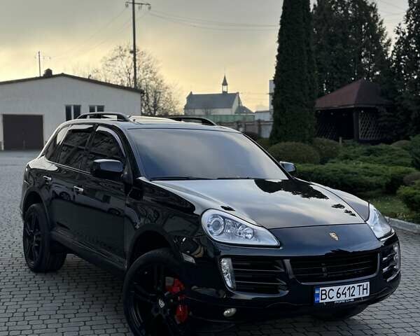 Черный Порше Каен, объемом двигателя 4.8 л и пробегом 247 тыс. км за 8950 $, фото 8 на Automoto.ua