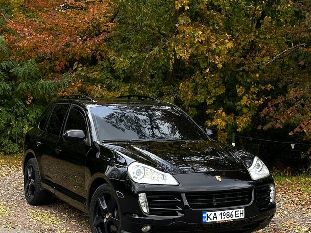 Порше Cayenne 2007 у Києві на Automoto.ua Чорний Порше Cayenne, об'ємом двигуна 4.8 л та пробігом 230 тис. км за 13500 $, фото 3 на Automoto.ua