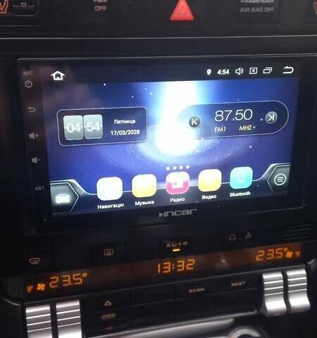 Черный Порше Каен, объемом двигателя 4.8 л и пробегом 170 тыс. км за 10400 $, фото 5 на Automoto.ua