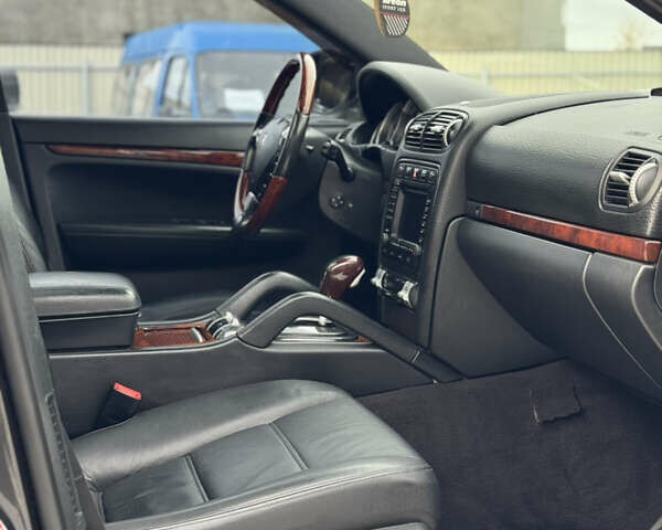 Порше Cayenne 2007 у Чернівцях на Automoto.ua Чорний Порше Cayenne, об'ємом двигуна 4.8 л та пробігом 206 тис. км за 9700 $, фото 8 на Automoto.ua