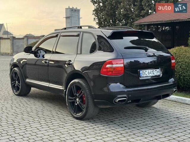 Черный Порше Каен, объемом двигателя 4.8 л и пробегом 247 тыс. км за 8950 $, фото 26 на Automoto.ua